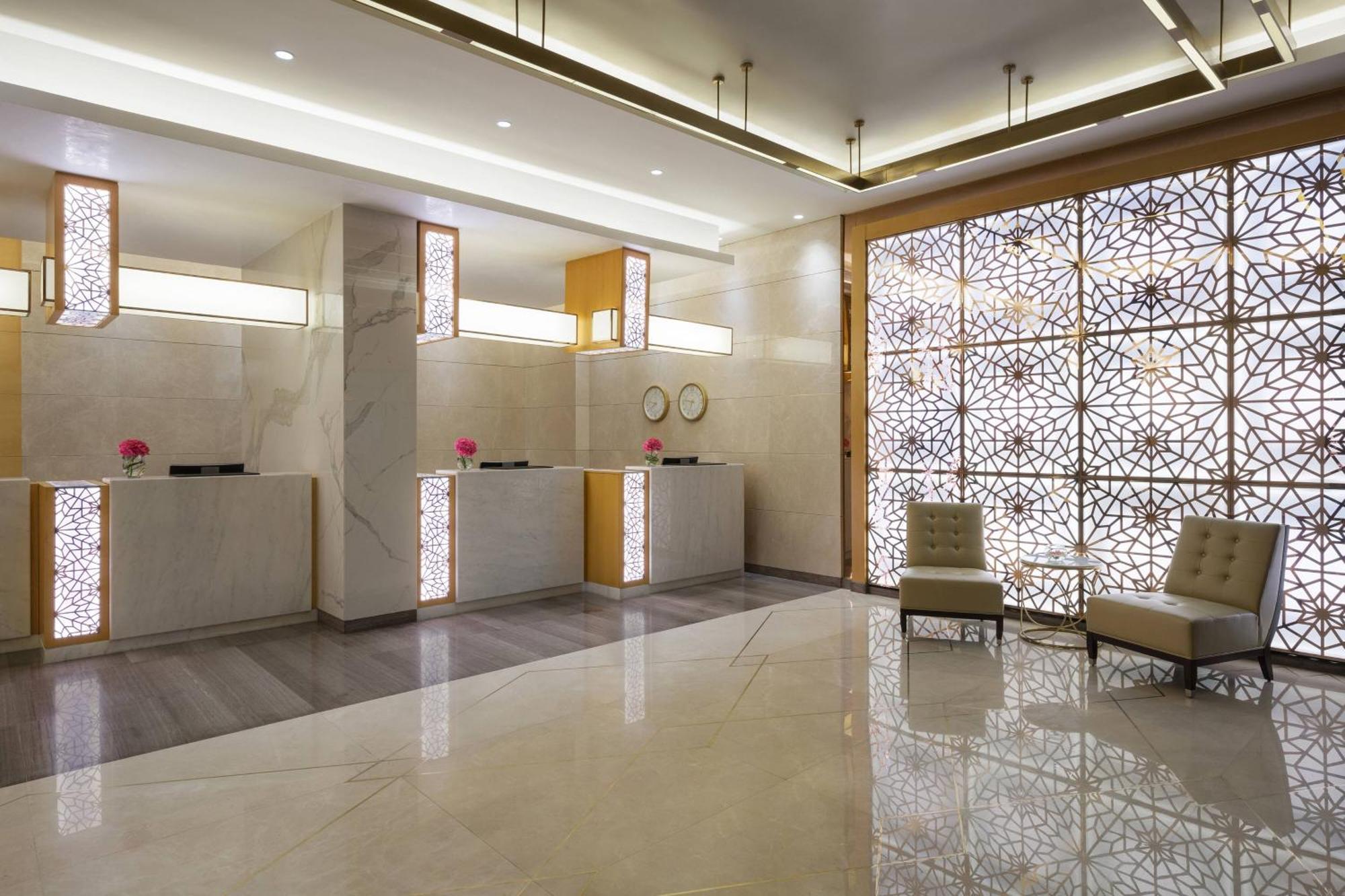 فندق شيراتون مكة جبل الكعبة المظهر الخارجي الصورة The lobby of the hotel